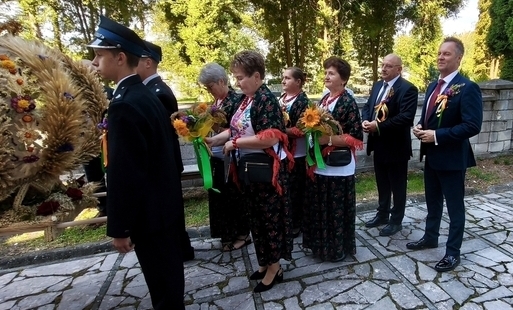 Zdjęcie do Świętowaliśmy Dożynki Parafialne