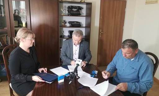 Zdjęcie do Budowa drogi wkr&oacute;tce ruszy